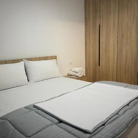 Vini 2 Apartamento *